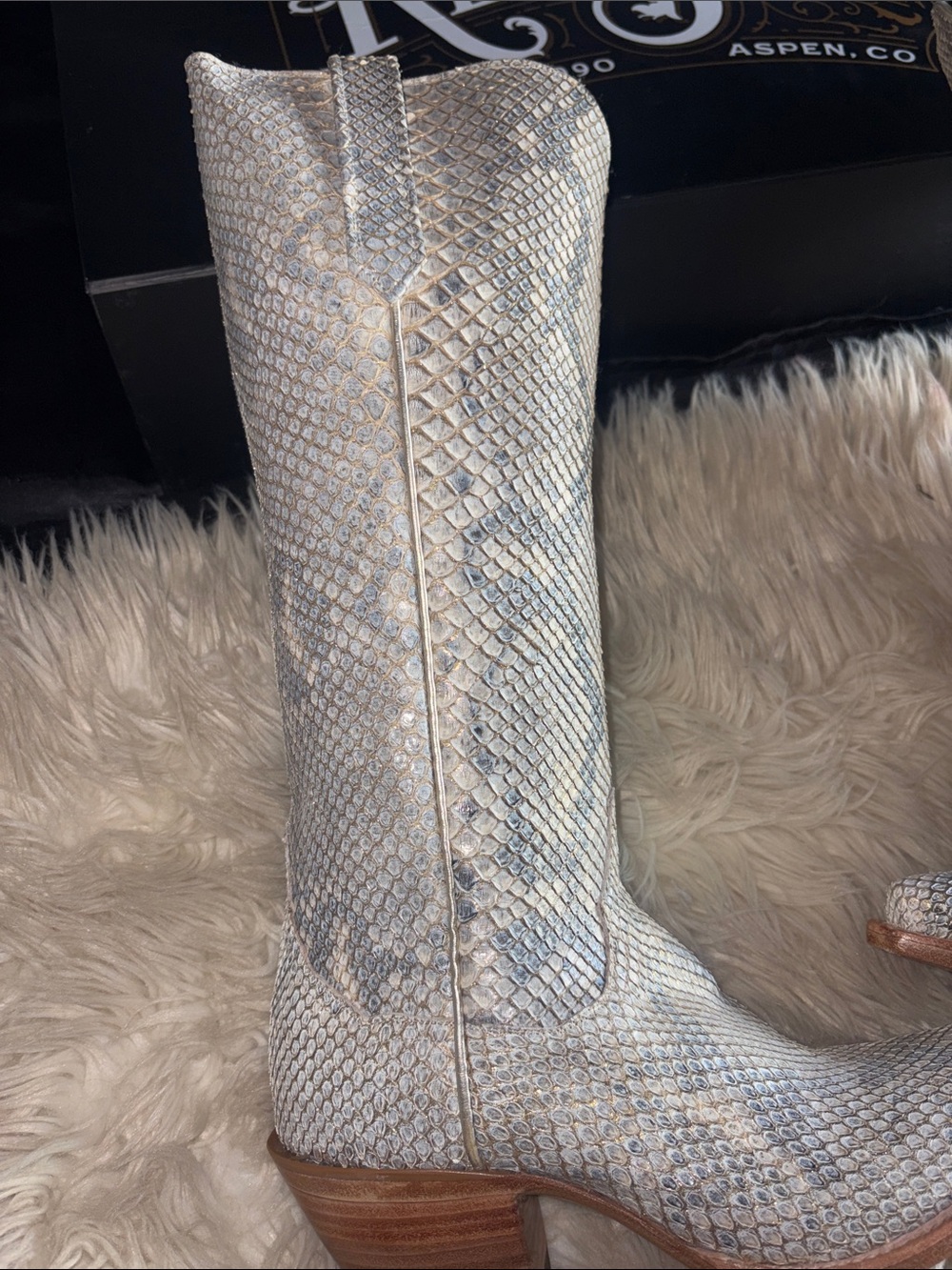 Kemo Sabe REAL Python boots - Picture 2 of 7